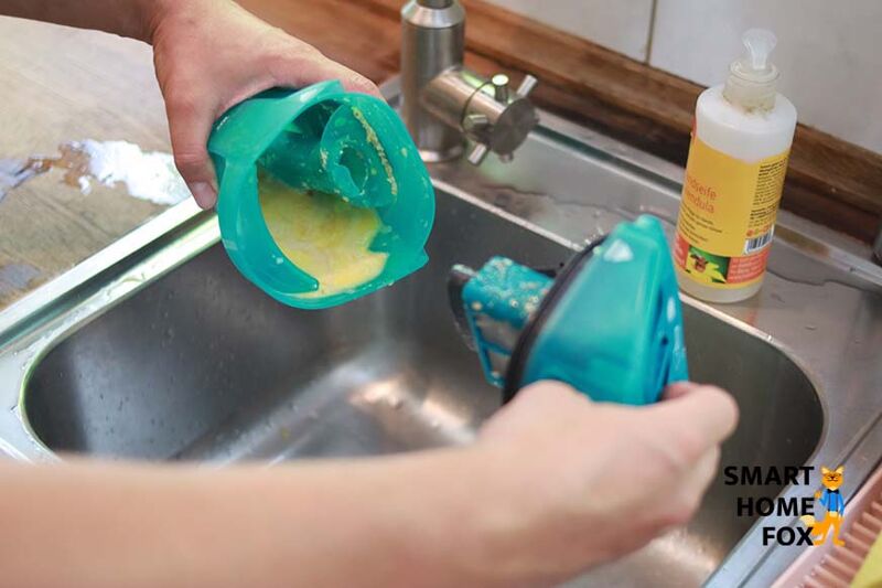 Der Schwimmer des Schmutzwassertanks des Leifheit Regulus Aqua PowerVac